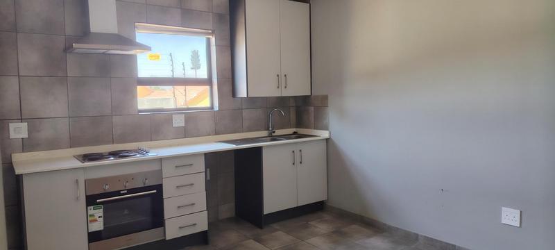 1 Bedroom Property for Sale in Groblerpark Gauteng