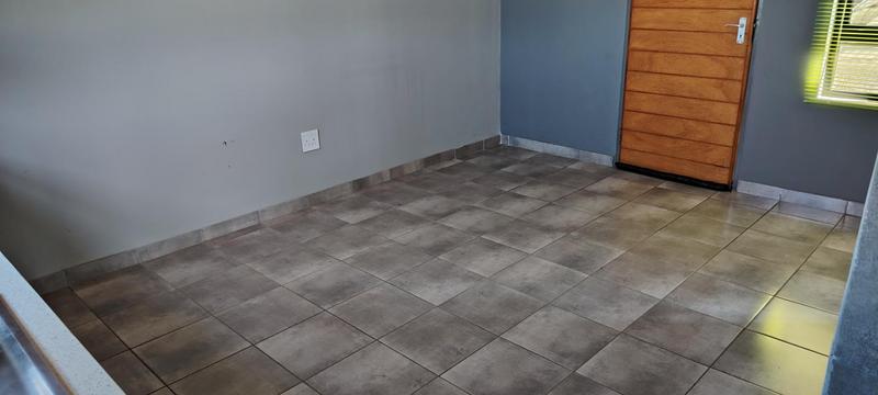 1 Bedroom Property for Sale in Groblerpark Gauteng