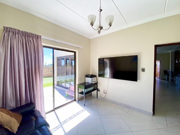 3 Bedroom Property for Sale in Ruimsig Gauteng
