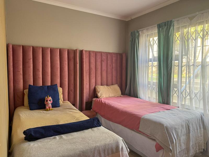 3 Bedroom Property for Sale in Ruimsig Gauteng