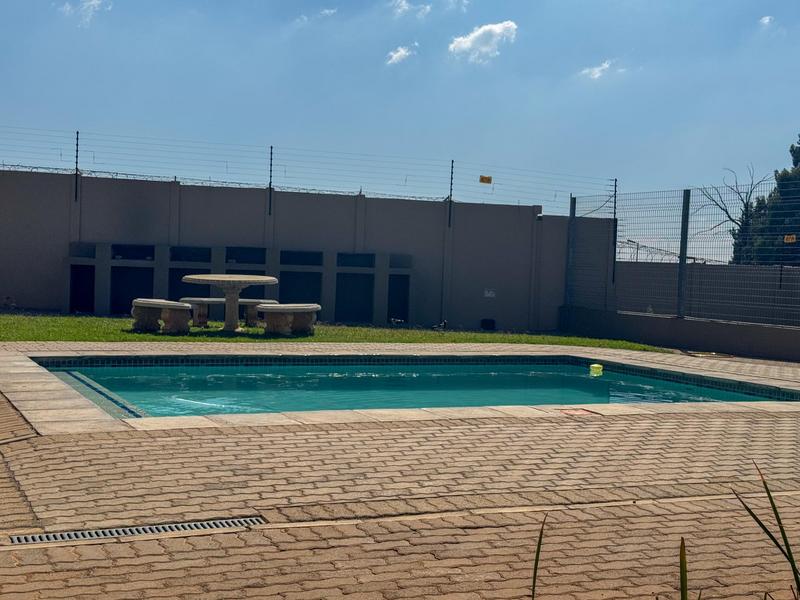 3 Bedroom Property for Sale in Ruimsig Gauteng