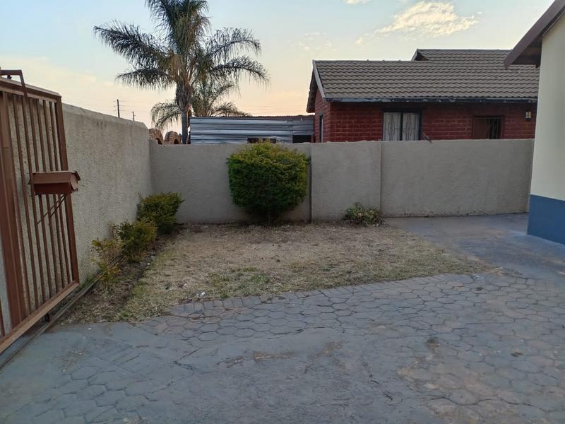3 Bedroom Property for Sale in Soshanguve UU Gauteng