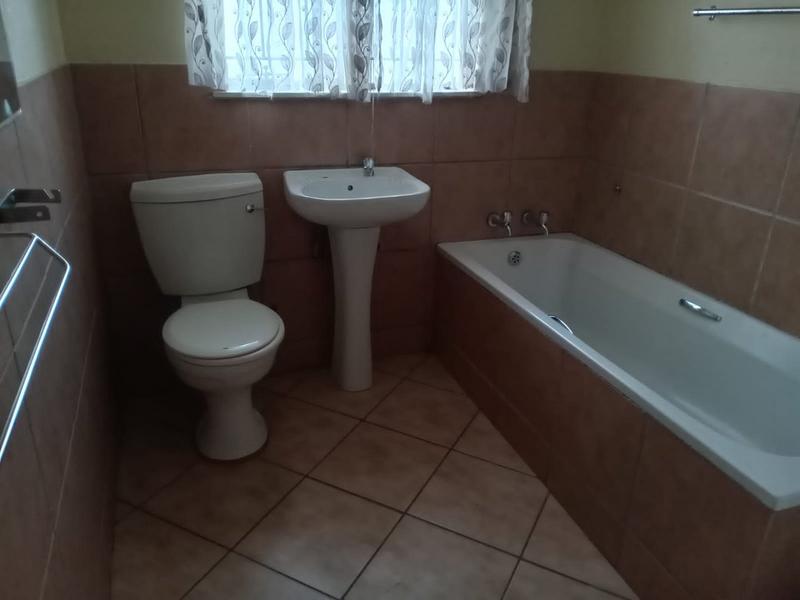 3 Bedroom Property for Sale in Soshanguve UU Gauteng