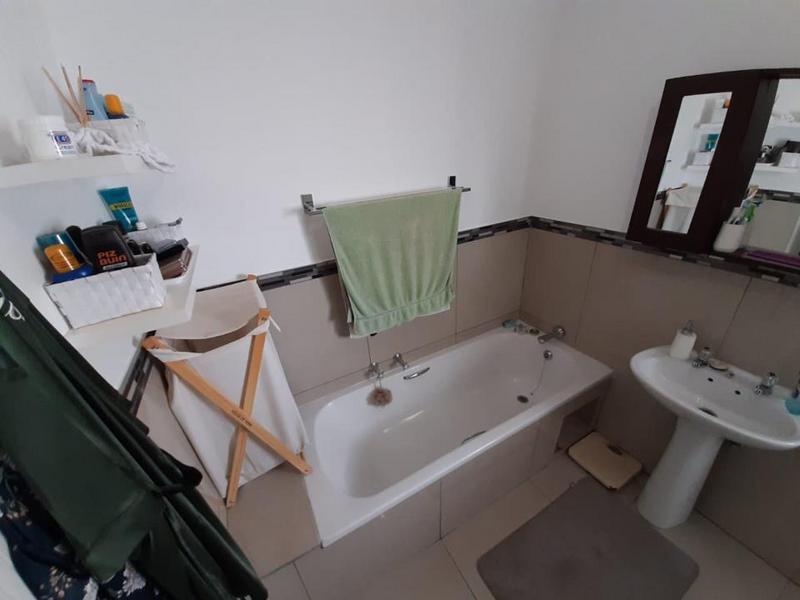 To Let 2 Bedroom Property for Rent in Strathavon Gauteng