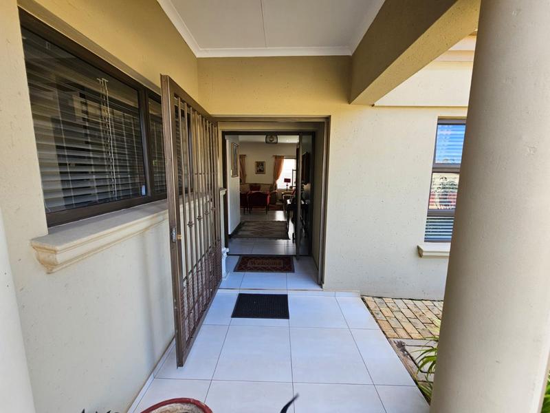 4 Bedroom Property for Sale in Magalieskruin Gauteng
