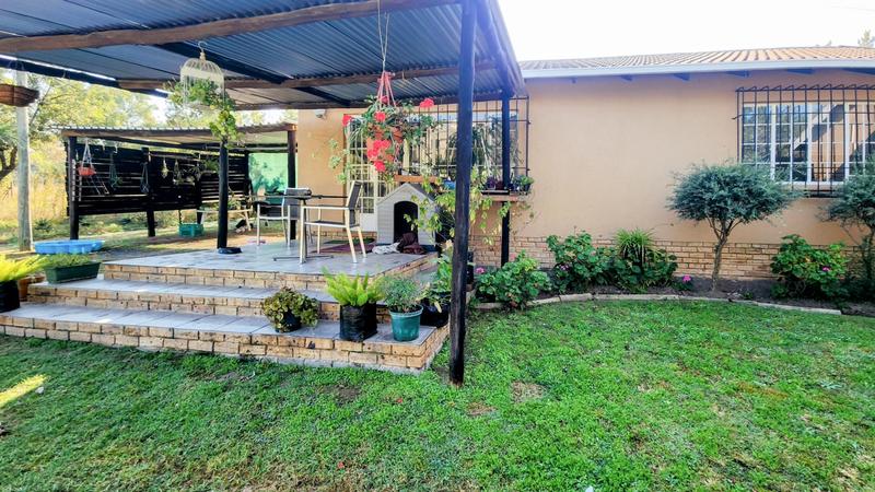 To Let 2 Bedroom Property for Rent in Kyalami Ah Gauteng