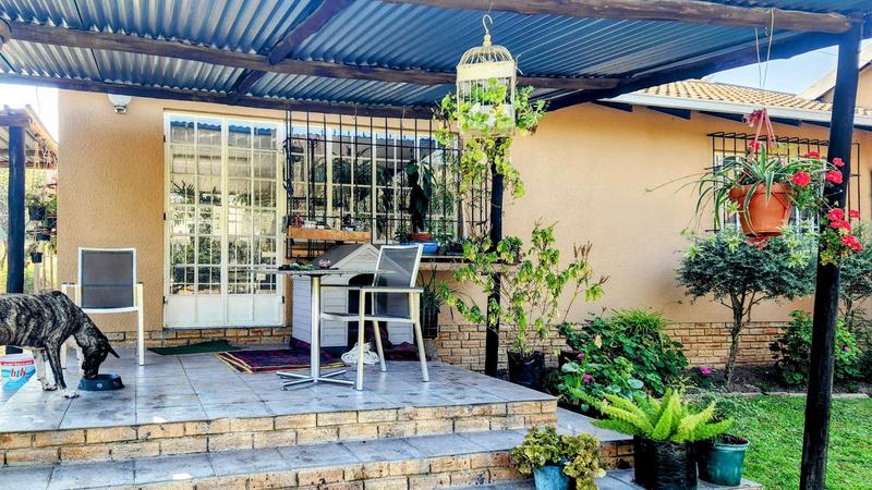 To Let 2 Bedroom Property for Rent in Kyalami Ah Gauteng