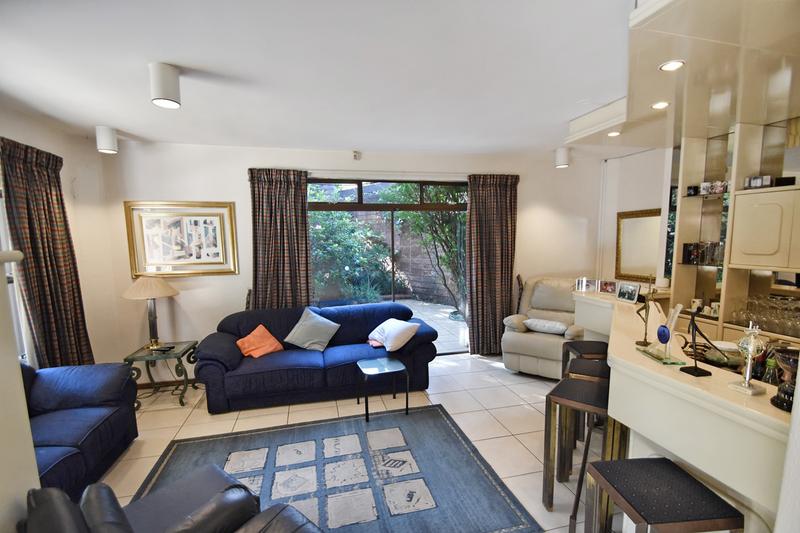 4 Bedroom Property for Sale in Senderwood Gauteng