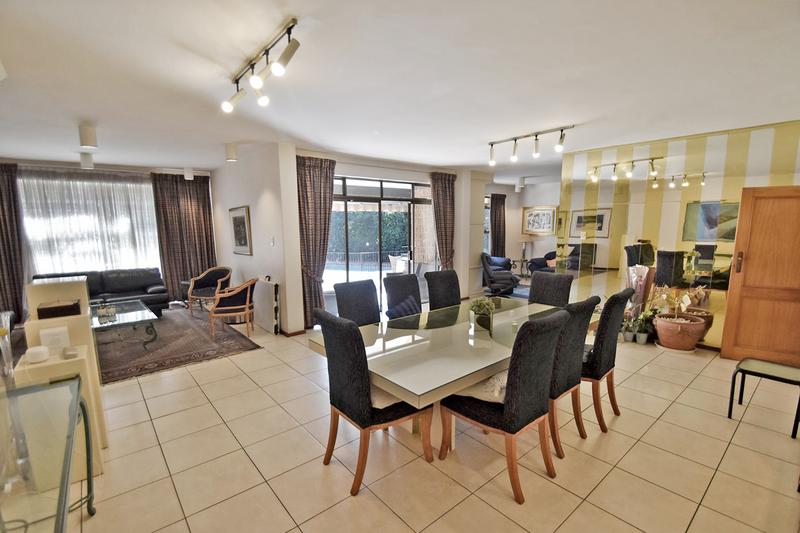 4 Bedroom Property for Sale in Senderwood Gauteng