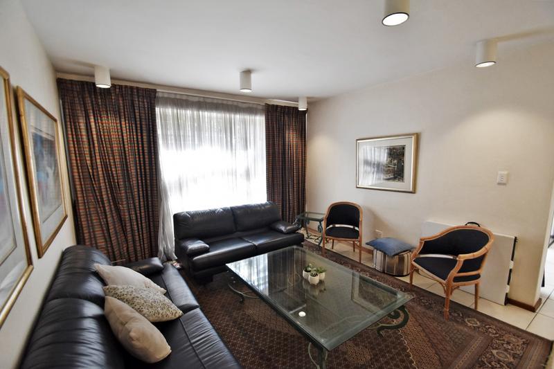 4 Bedroom Property for Sale in Senderwood Gauteng