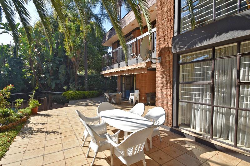 4 Bedroom Property for Sale in Senderwood Gauteng