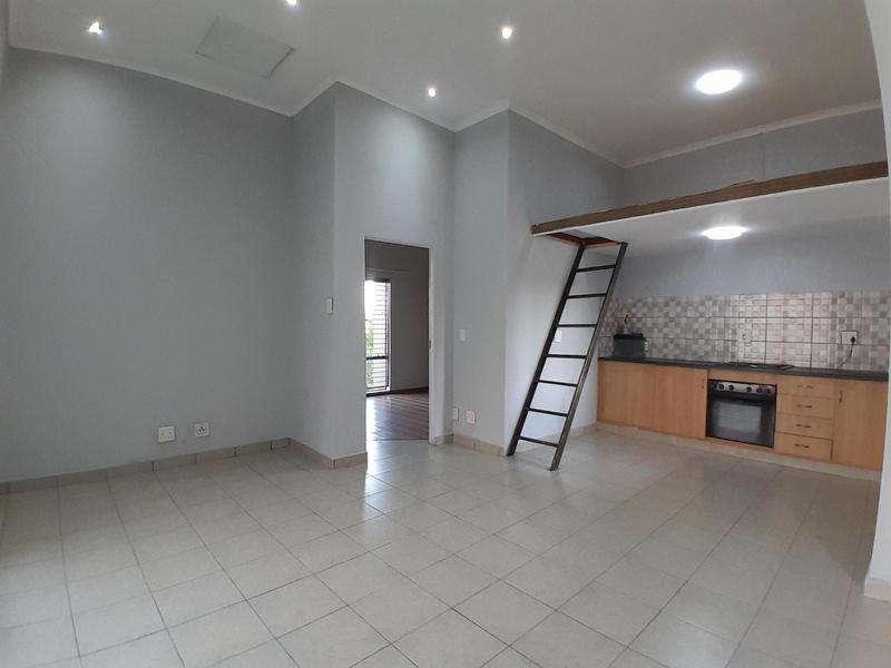 1 Bedroom Property for Sale in Eldo Lakes Estate Gauteng