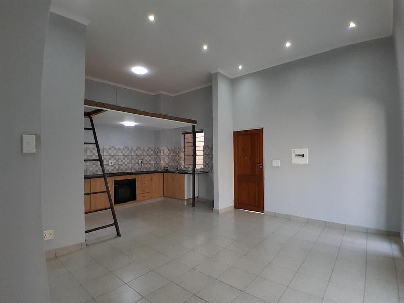 1 Bedroom Property for Sale in Eldo Lakes Estate Gauteng