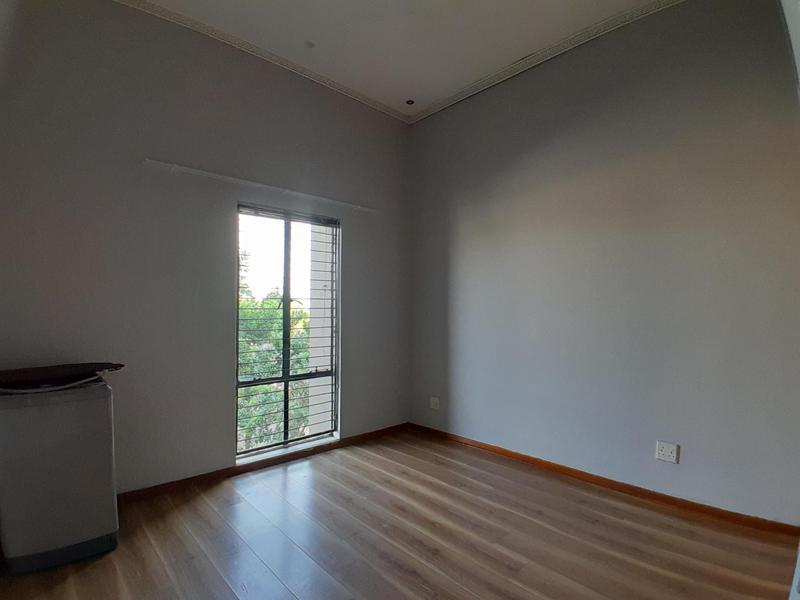 1 Bedroom Property for Sale in Eldo Lakes Estate Gauteng