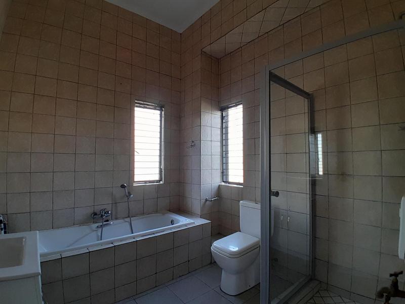 1 Bedroom Property for Sale in Eldo Lakes Estate Gauteng