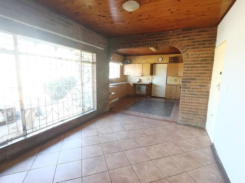 To Let 3 Bedroom Property for Rent in Nimrodpark Gauteng