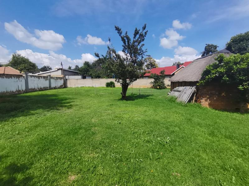 To Let 3 Bedroom Property for Rent in Nimrodpark Gauteng