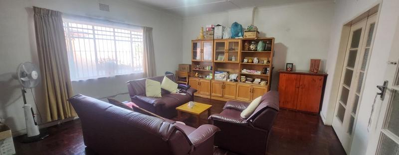 3 Bedroom Property for Sale in Cyrildene Gauteng