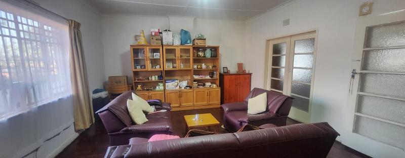 3 Bedroom Property for Sale in Cyrildene Gauteng