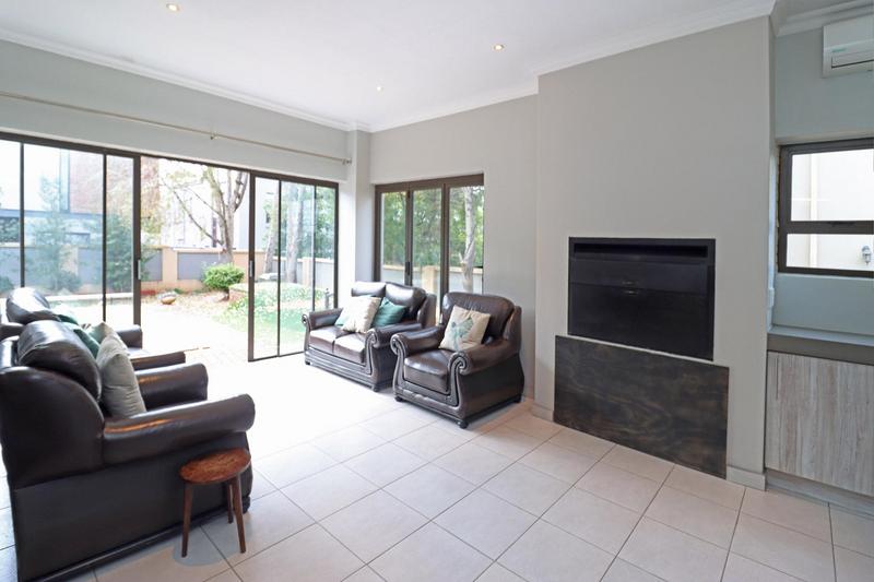 5 Bedroom Property for Sale in Midstream Estate Gauteng