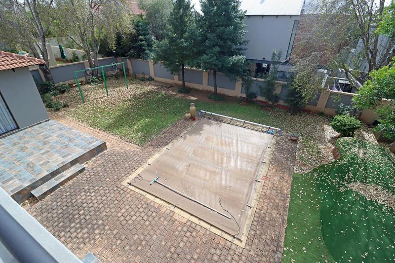 5 Bedroom Property for Sale in Midstream Estate Gauteng