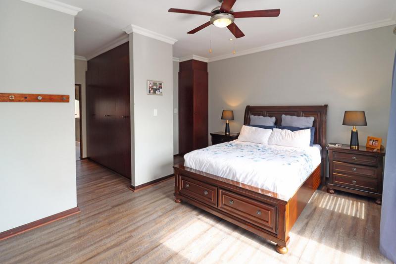 5 Bedroom Property for Sale in Midstream Estate Gauteng