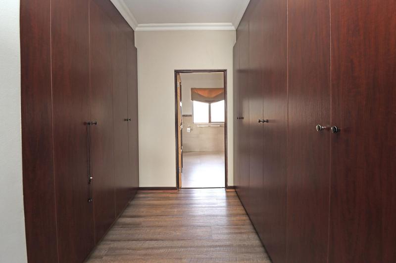 5 Bedroom Property for Sale in Midstream Estate Gauteng