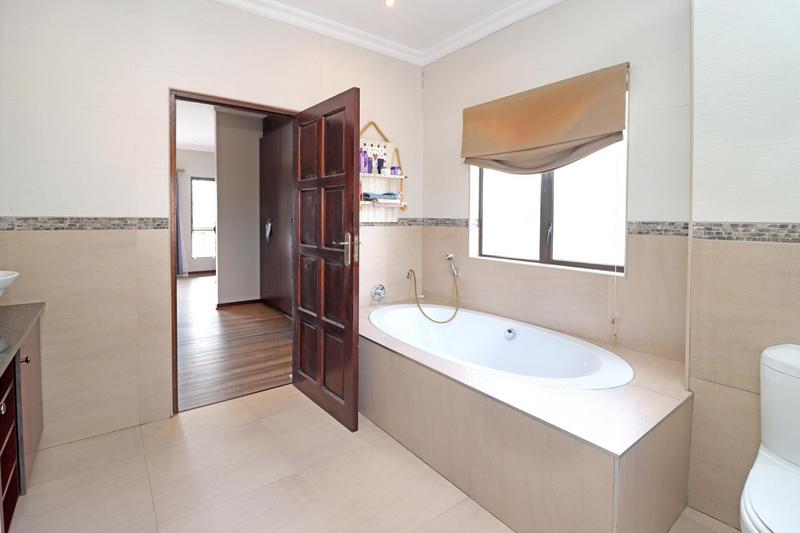 5 Bedroom Property for Sale in Midstream Estate Gauteng