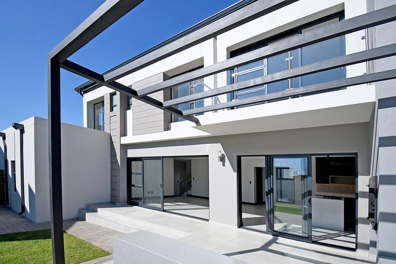 3 Bedroom Property for Sale in Fountainbrook Estate Gauteng