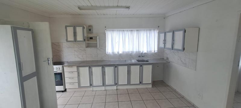 To Let 1 Bedroom Property for Rent in Klippoortjie Gauteng