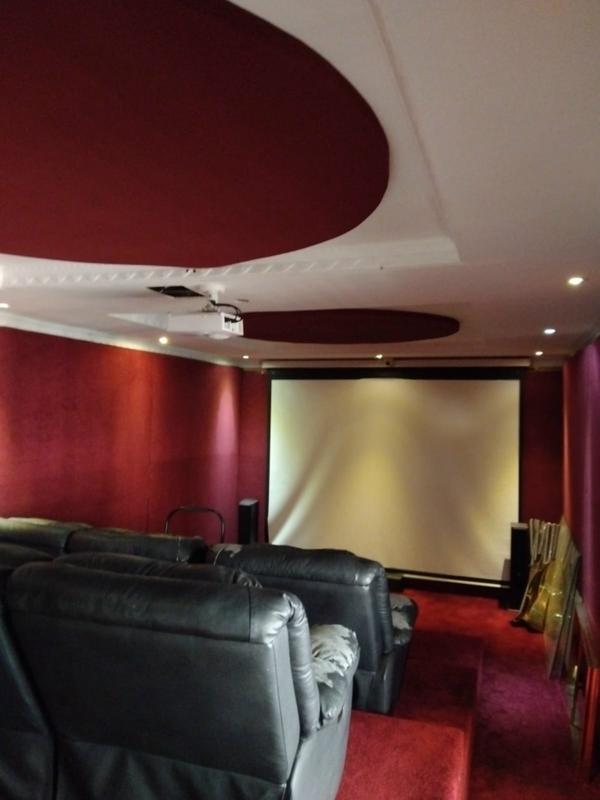 7 Bedroom Property for Sale in Cyrildene Gauteng