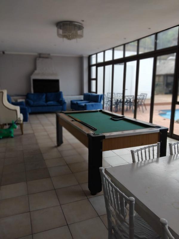 7 Bedroom Property for Sale in Cyrildene Gauteng