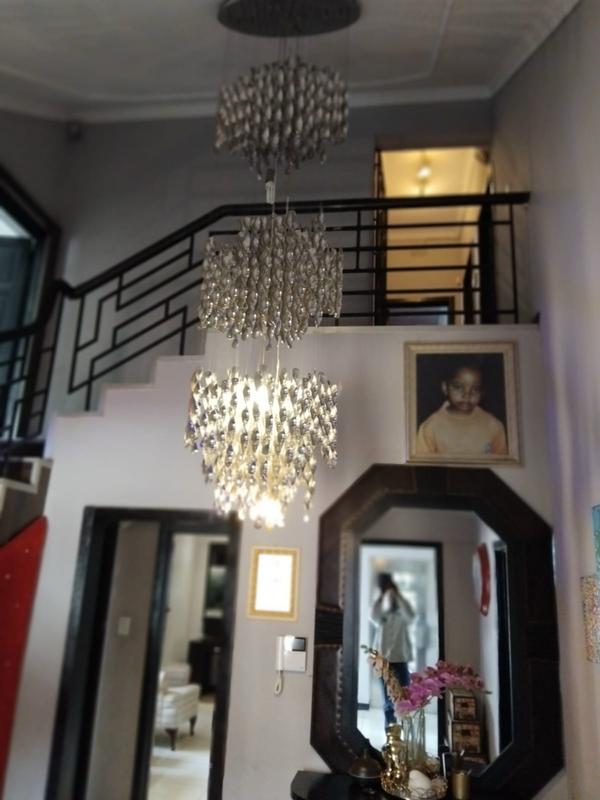 7 Bedroom Property for Sale in Cyrildene Gauteng