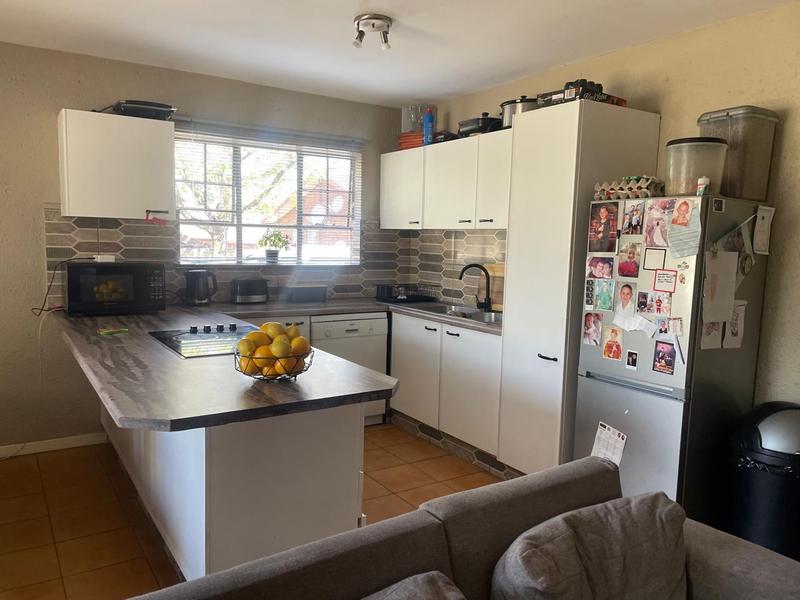 To Let 3 Bedroom Property for Rent in Eastleigh Ridge Gauteng