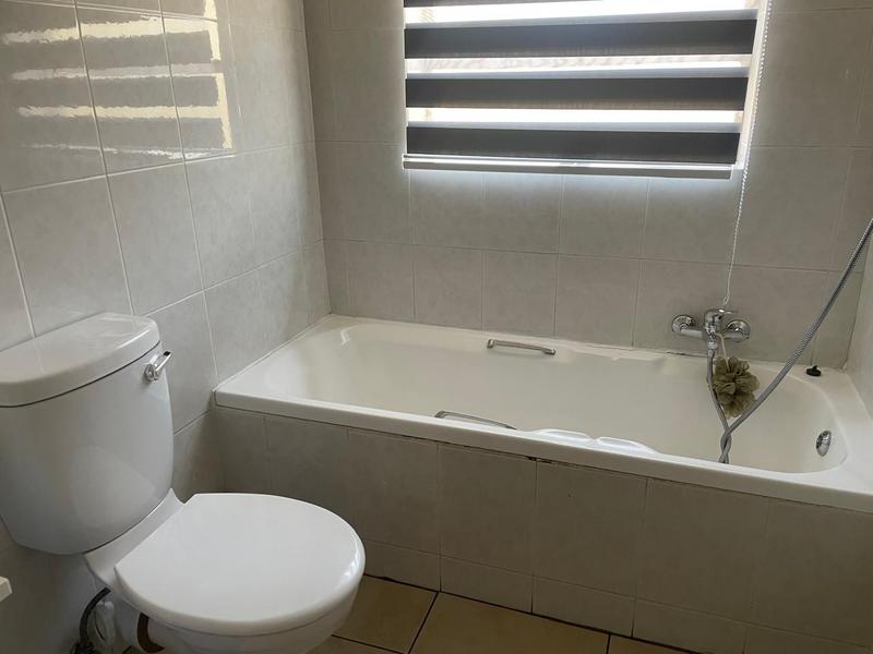 To Let 3 Bedroom Property for Rent in Eastleigh Ridge Gauteng