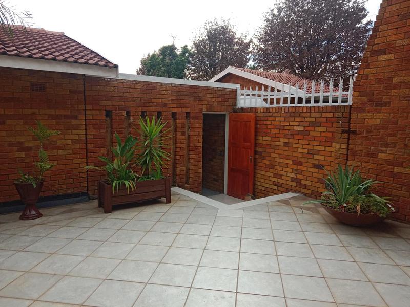 3 Bedroom Property for Sale in Bedford Gardens Gauteng