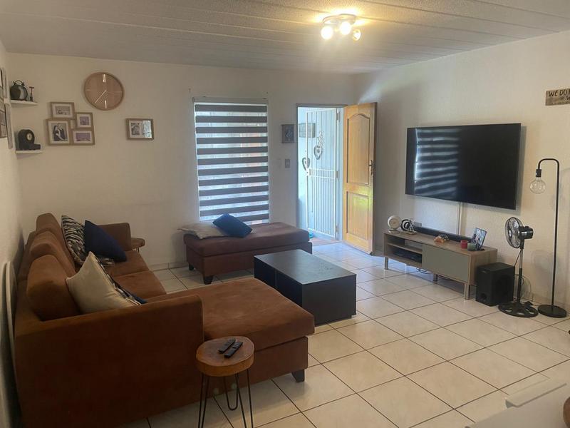 2 Bedroom Property for Sale in Eden Glen Gauteng