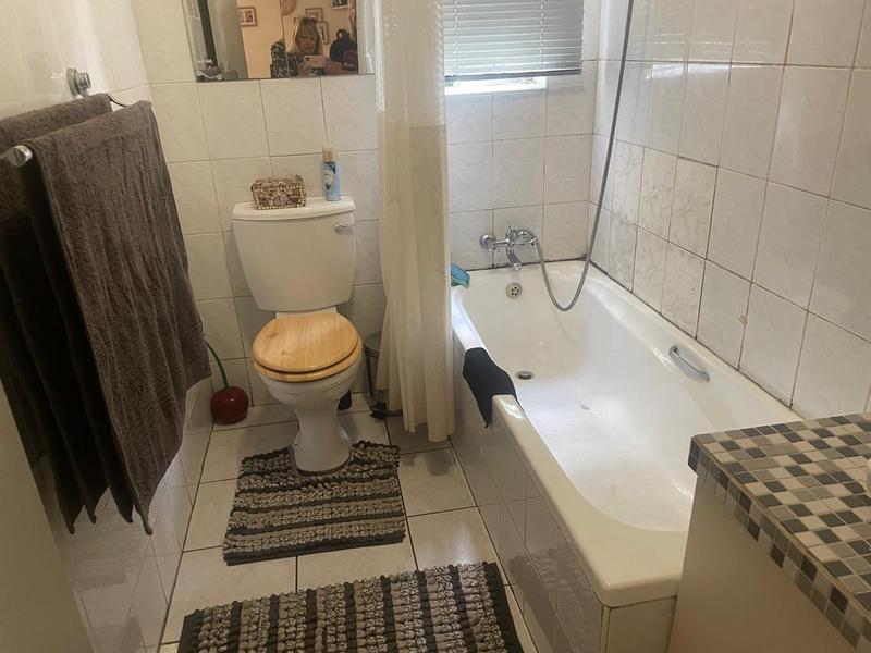 2 Bedroom Property for Sale in Eden Glen Gauteng