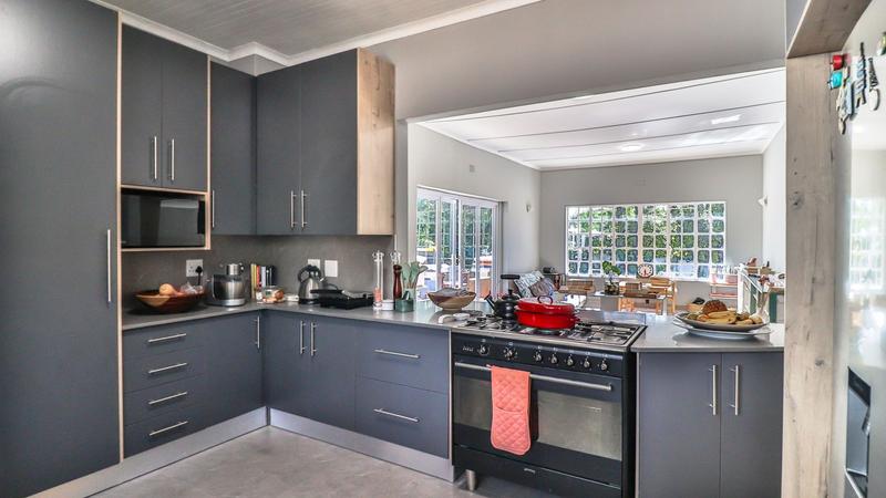 4 Bedroom Property for Sale in Atholl Gauteng