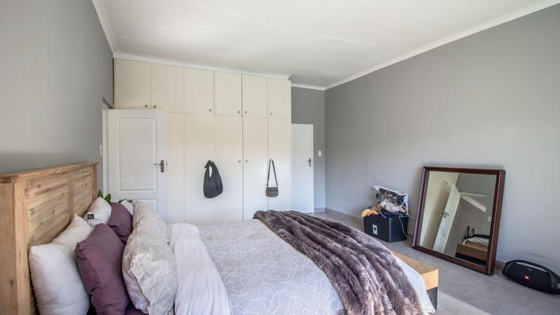 4 Bedroom Property for Sale in Atholl Gauteng