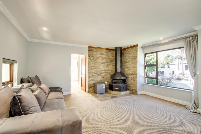 To Let 5 Bedroom Property for Rent in Morningside Gauteng