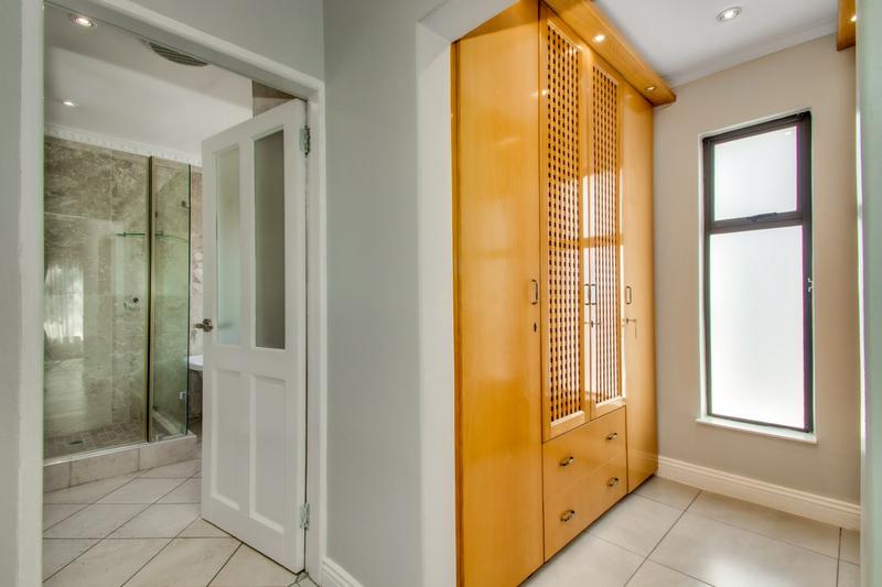 To Let 5 Bedroom Property for Rent in Morningside Gauteng