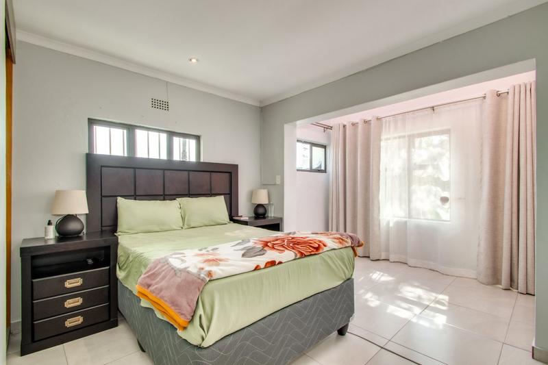 To Let 5 Bedroom Property for Rent in Morningside Gauteng