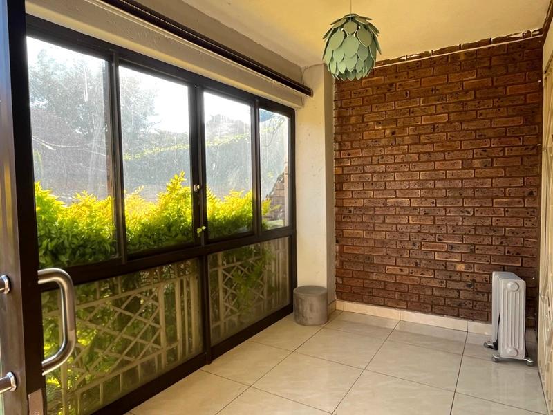 To Let 2 Bedroom Property for Rent in Mooikloof Ridge Gauteng