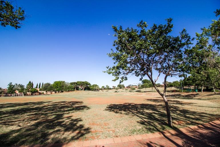 To Let 2 Bedroom Property for Rent in Mooikloof Ridge Gauteng
