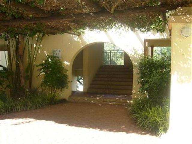 2 Bedroom Property for Sale in Helderkruin Gauteng