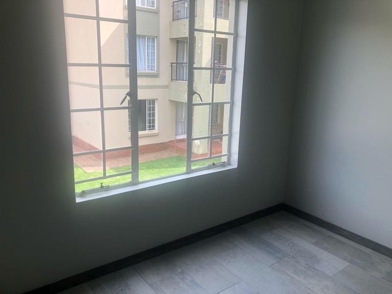 2 Bedroom Property for Sale in Meredale Gauteng