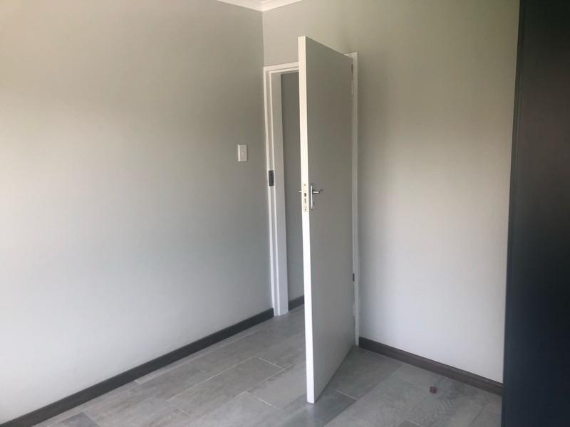 2 Bedroom Property for Sale in Meredale Gauteng