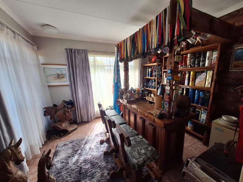 5 Bedroom Property for Sale in Rooihuiskraal North Gauteng