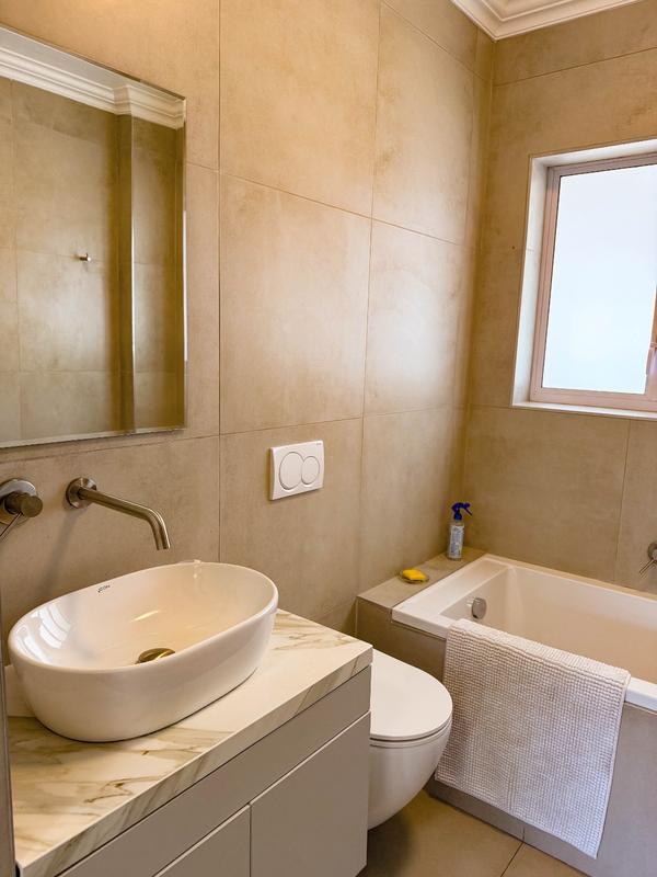 To Let 1 Bedroom Property for Rent in Parkmore Gauteng